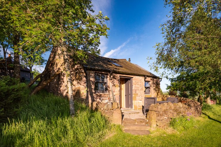 The Whisky Howf, Accommodation, Craighead Howfs, Perthshire Scotland